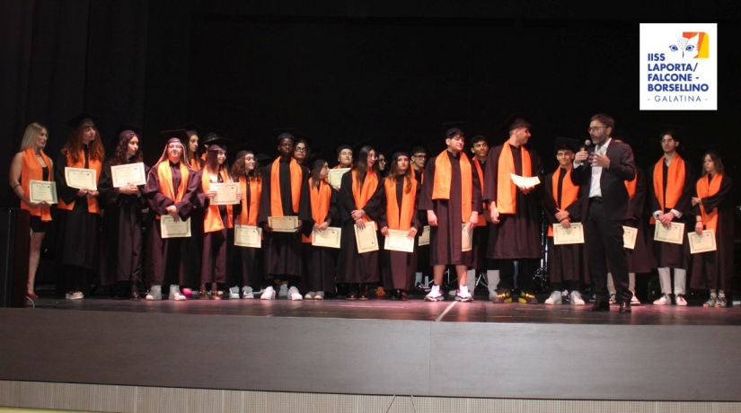 Festa del Diploma 2023: una serata indimenticabile! Festa del Diploma 2023: una serata indimenticabile!
